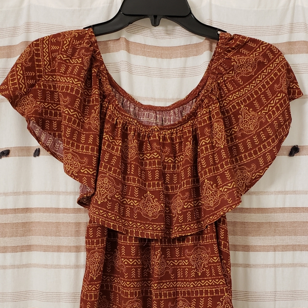 Crop Ruffle Top - Picture 4 of 4